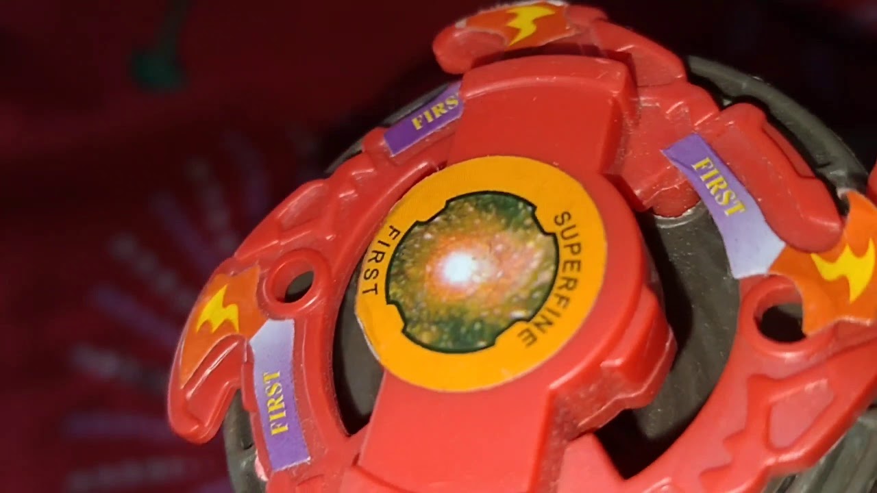 Beyblade fight NEW VS OLD MUST WHTCH YouTube