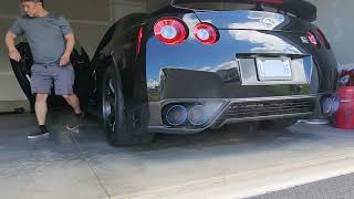 Nissan GTR R35 w/ Armytrix Valvetronic Titanium Exhaust and Mid Pipe.  2015 BE