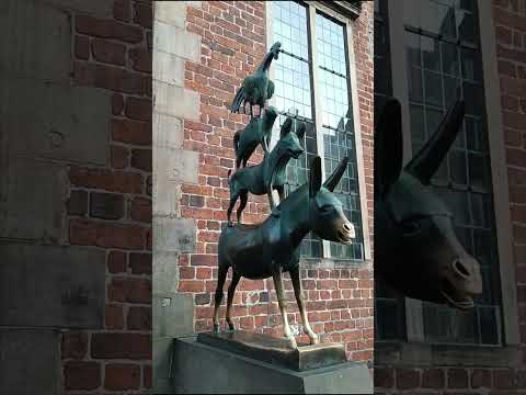 Video: Spomenik bremenskim glasbenikom v Bremnu in druge nenavadne skulpture pravljičnih likov