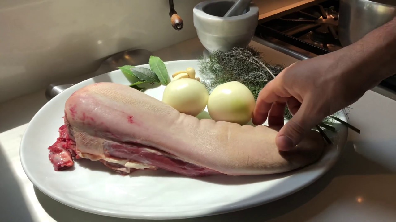 Elbasan tavë me gjuhë lope (Tavë kosi)