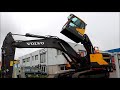 ELEVATING AND TILTABLE EXCAVATOR CAB