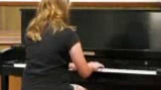 Bach Invention No. 8 F major / a Kuhlau Sonatina part 2 Resimi