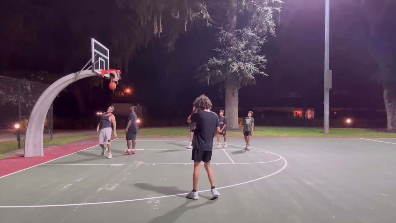 Uncle Hungry basketball highlights fullscreen (no music)￼ Thanks for watching! Subscribe!