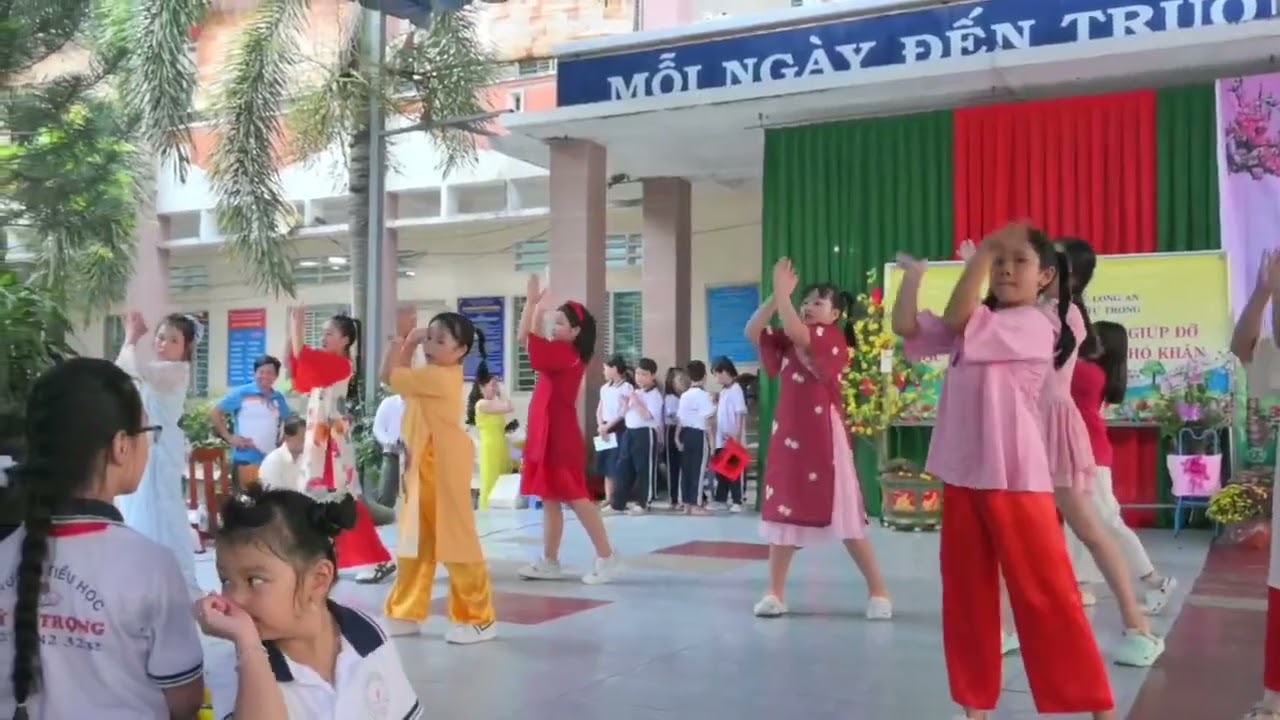 Nhảy hiện đại Tết thật là vui. Xuân 2026