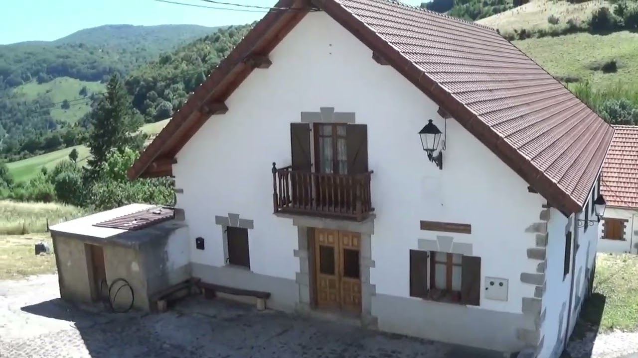 Paseo por Aria (Navarra)