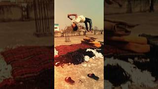 back flip 💯💪 #youtubeshorts #flip #backflip #tranding #viral #fitness #practice #support #like