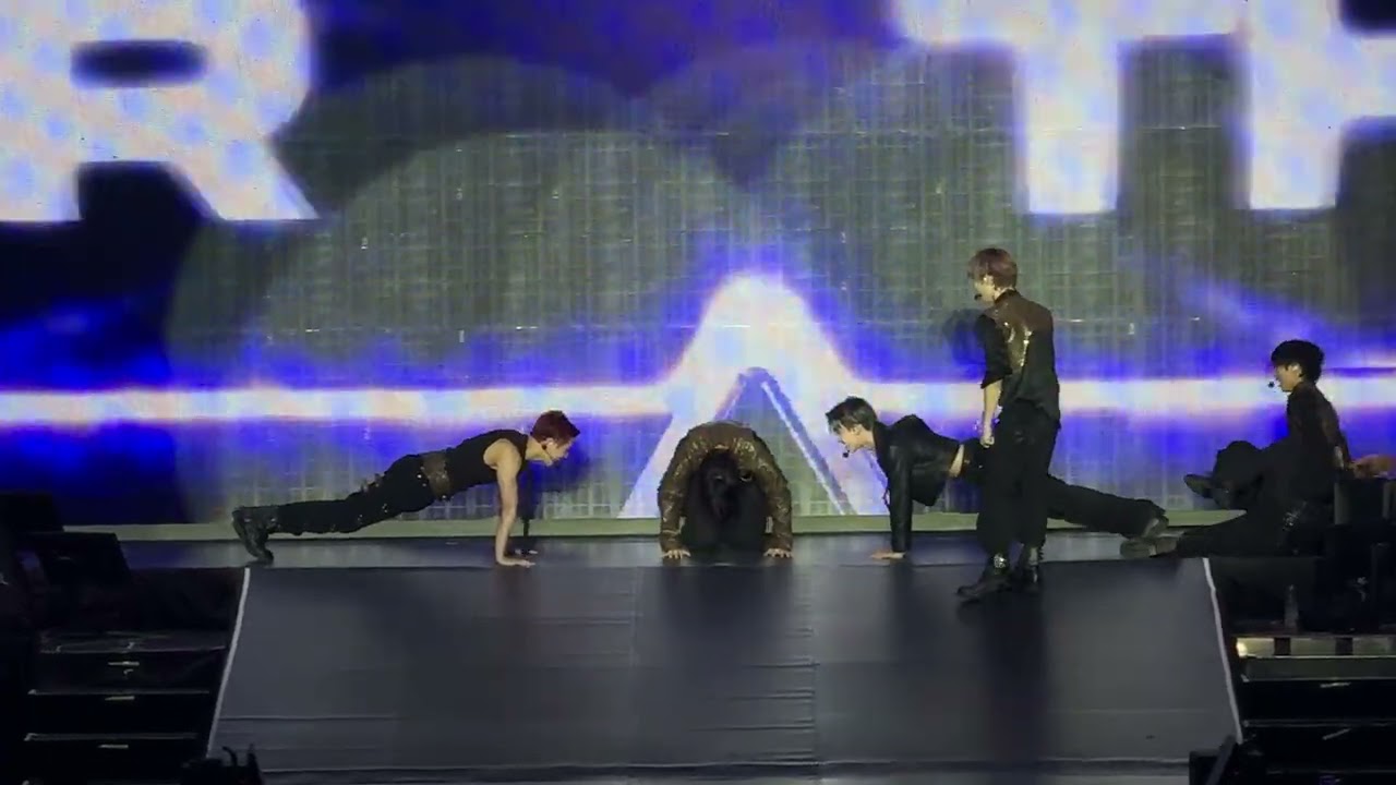 제노 재민 마크 팔굽혀펴기 feat 해찬 (싱기폴 더드림쇼4 막콘) Jeno Jaemin Mark Haechan Pushups TDS4 in Singapore