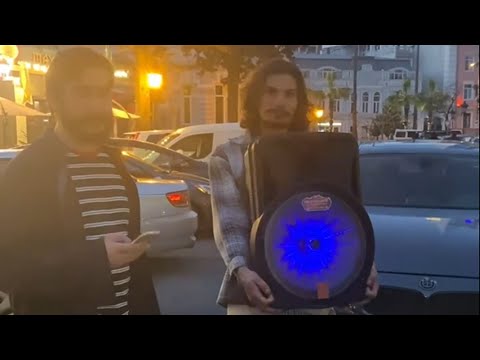 Activists in Batumi protest against Russian émigrés