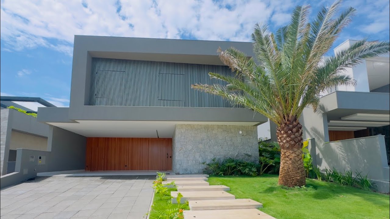 UMA DAS CASAS MAIS LINDAS DO CONDOMÍNIO QUINTA DO GOLF JARDINS