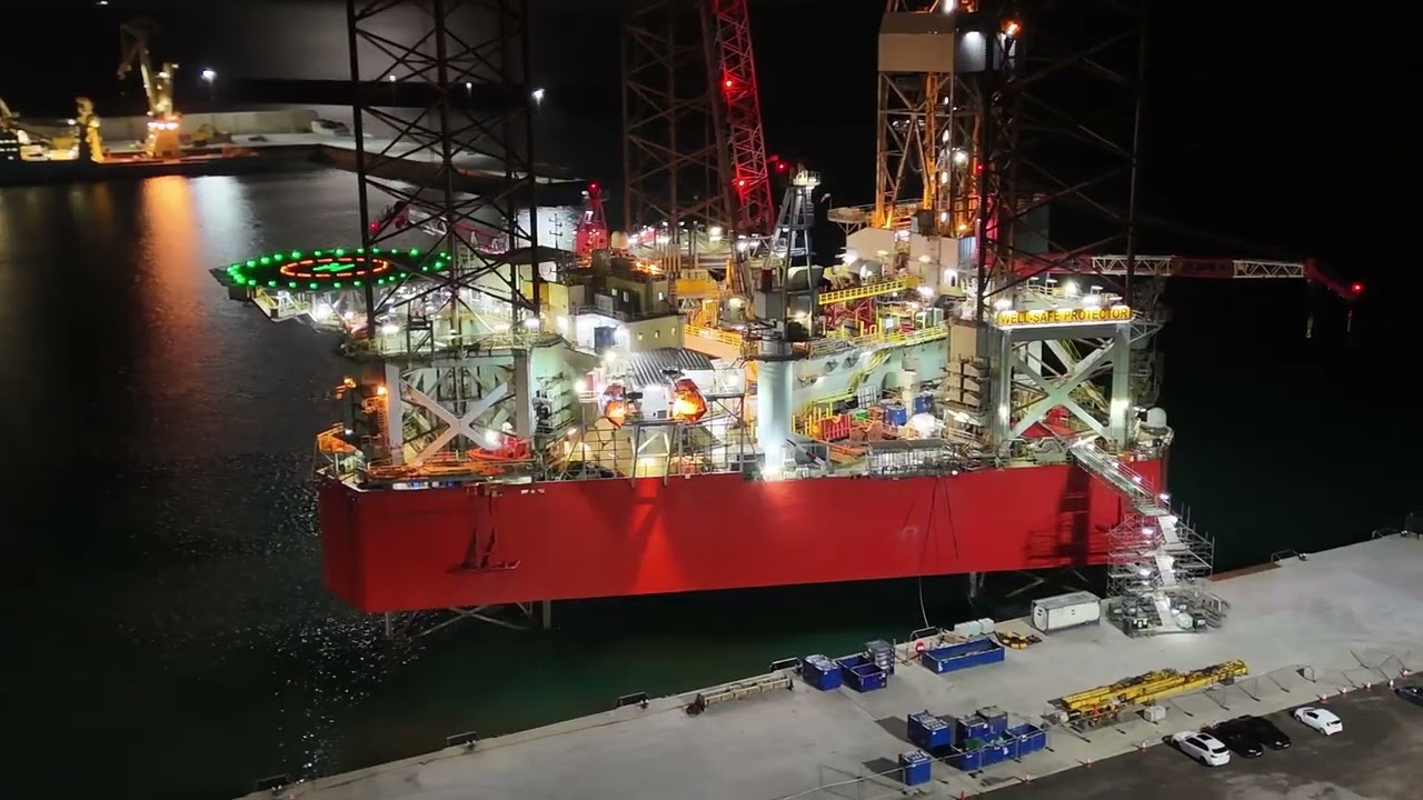 Wellsafe Protector - Aberdeen South Harbour - At Night