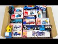 【はたらくくるま】青色トミカを箱に戻します☆パトカー救急車 Return the "Blue Tomica" to the box. workcar
