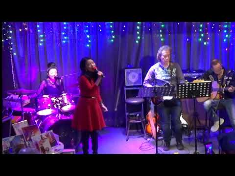 音樂晚會 花絮 @ HK Polo TV, 失戀, I saw her standing there, 愛定你一個, 我個心始終仍屬你 , 陪著你走,   眼淚的秘密, 海闊天空, 花花宇宙