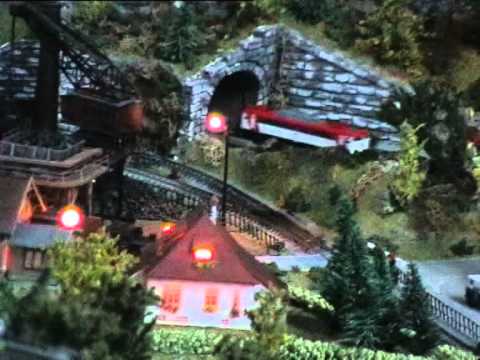 Vídeo: Com Fer Transbord Amb Tren