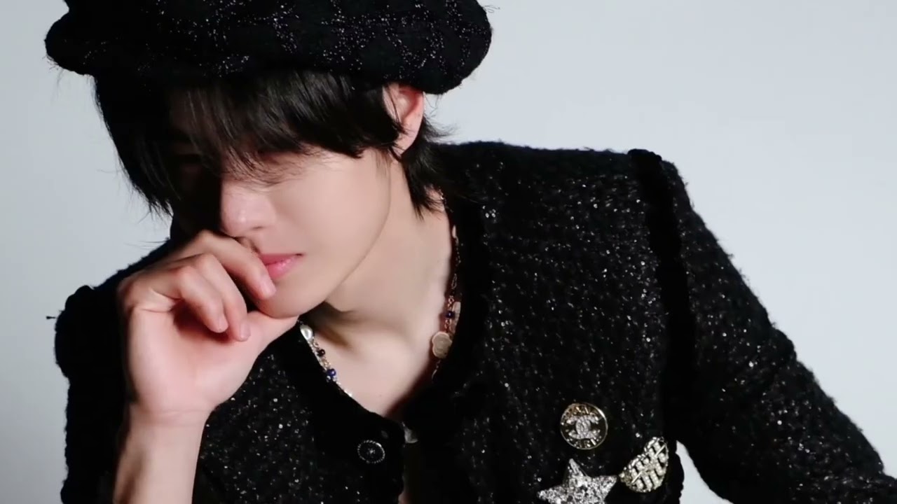 Photoshoot] 250420 Wang Yibo 王一博x VOGUE China May issue behind