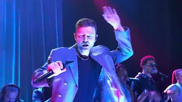 Justin Timberlake performing Sexyback in New York City on 1/31/24.