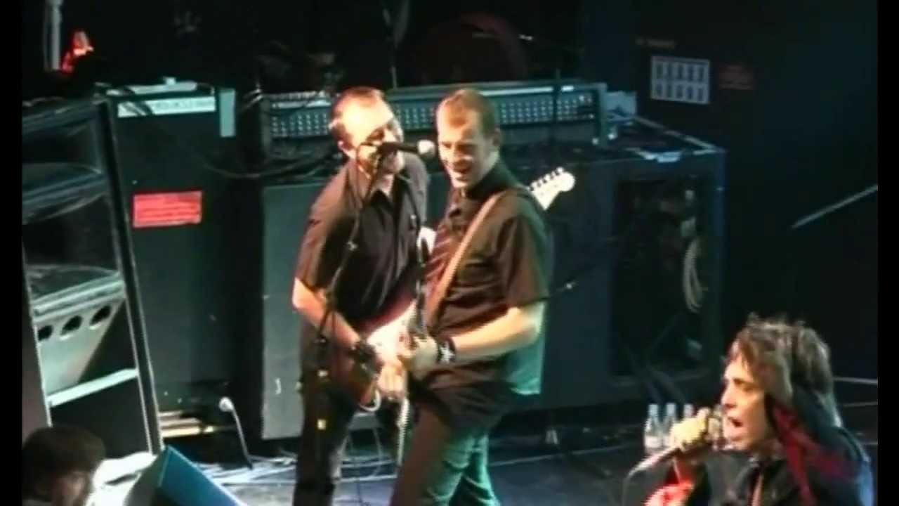 Eddie & The Hot Rods - Hard Driving Man (Live at the Astoria 2005)