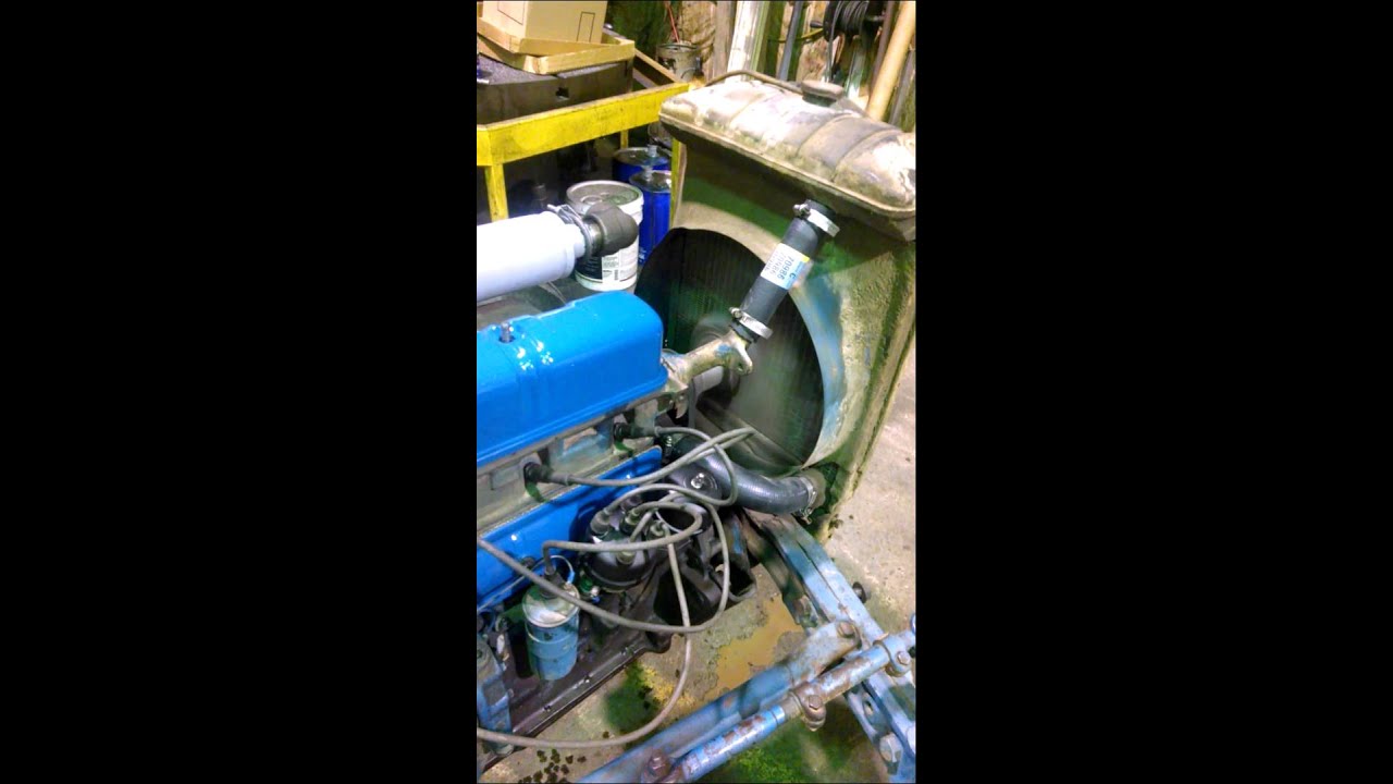 Ford 4000 tractor - YouTube