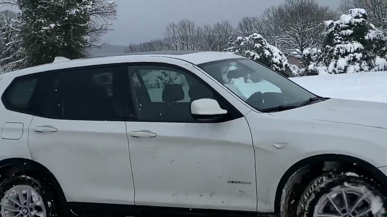 BMW X3 xdrive 4x4 2.0 diesel offroad snow test deep snow four wheel drive