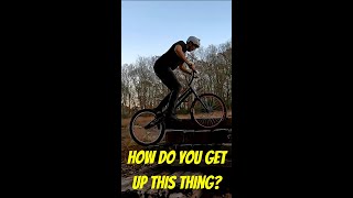 SOLVING PUZZLES... ON A BIKE | Bike Trials screenshot 3