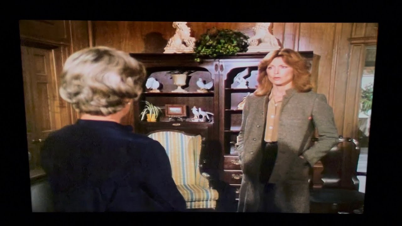 Dallas: Miss Ellie & Julie/Jock & Bobby