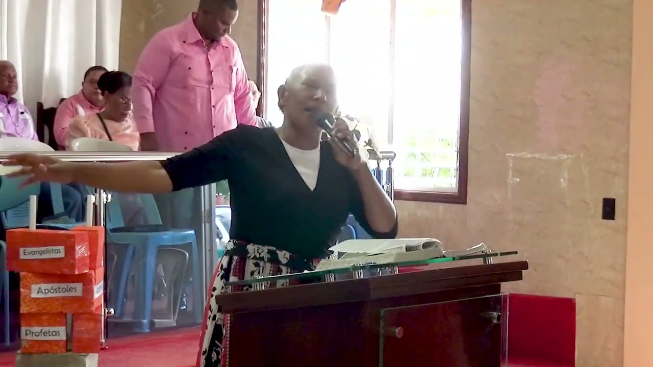 Pastora en Río Llano, Marta Irene Cedano (Carmen)