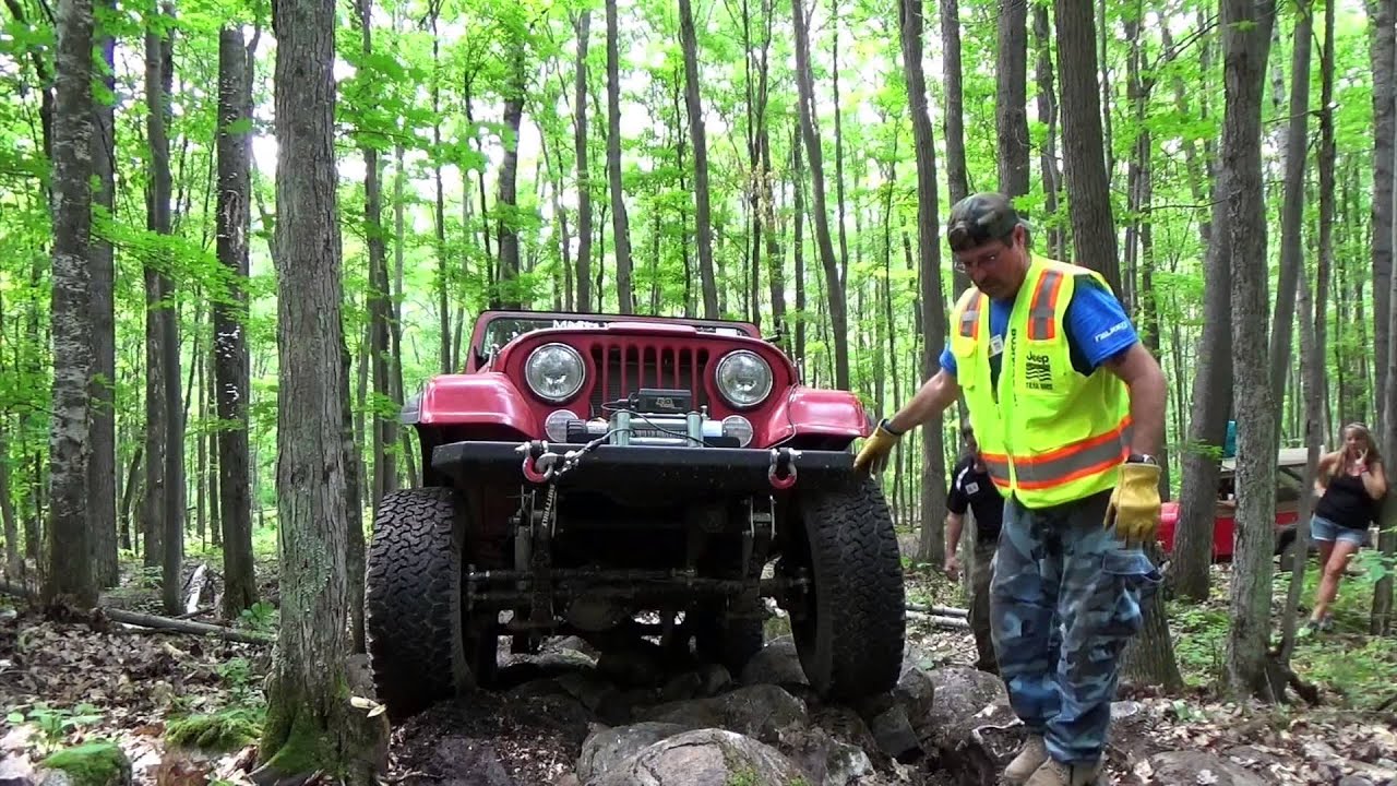 Jon takes on the Orange Trail during the 2014 Northwoods Mole Lake