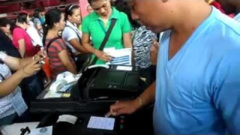 Final testing and sealing of PCOS machines in Isabela City, Basilan (May 19, 2013)