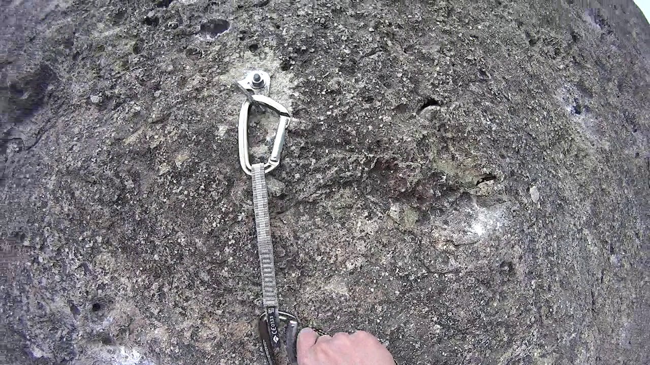 Palestra - La Fogata(5.10a / 6a) Escalada en primera persona (FranNoseCuanto)