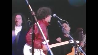 Luis Alberto Spinetta ft. Gustavo Cerati, Fito Páez, Zeta Bosio / Seguir viviendo sin tu amor / 1992