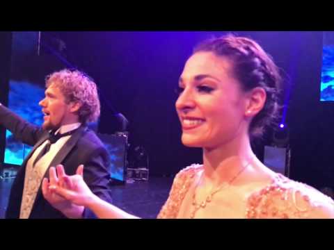 Thommy Ten & Amélie van Tass - MANNEQUIN CHALLENGE in Vienna! Stadthalle Wien!