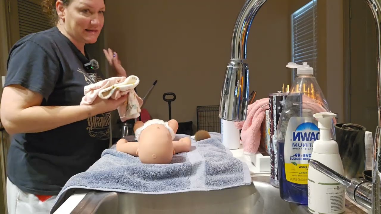 Зимняя буря, часть 3 / Лаура, мой силикон принимает ванну.