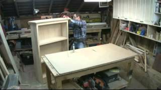 Follow along with Jeff Devlin on how to build a bookcase with Kreg Power Tools. Part 4 of 4 videos. http://www.