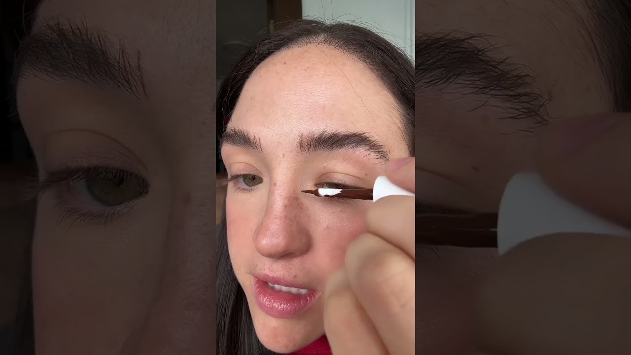 Faux freckles trend: embrace the sun-kissed look! 