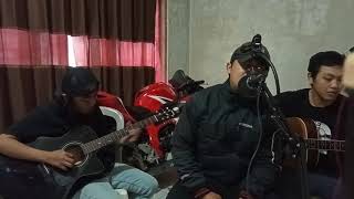 lagu ciptaan sendiri: salahkah ku,memandang mu ( su 35 band) wiwin wawan, soeroto.w. cipt.soeroto.w