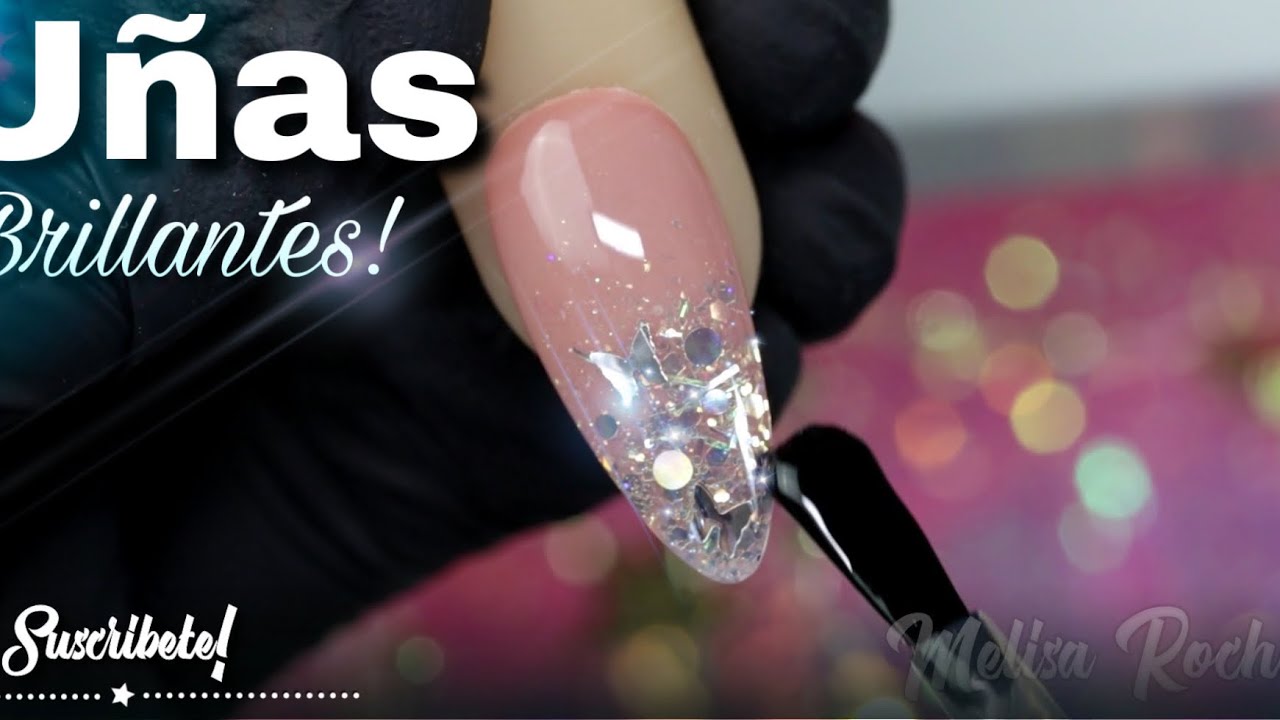 ¿Se puede utilizar brillo en diferentes partes de las uñas o solo en las rosas?