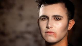 Create a Foundation for Vampire Makeup | Halloween Makeup screenshot 5