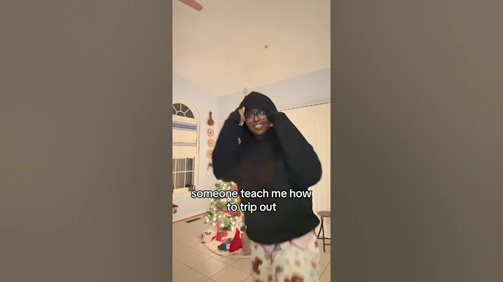 Christmas trip out 😜 #christmas #dance #tripout #tiktok #funny #shorts #christmasdance