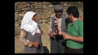 KOCASINA HAYATIM CANIM DİYEN ÇOBAN TEYZE.                ASKA BAK HELAL OLSUN         SAMSUN KAVAK Resimi