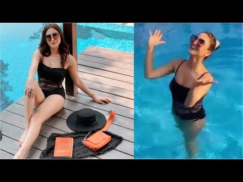 krystal D'souza BEAUTIFUL Looks While ENJOYING In Swimming Pool