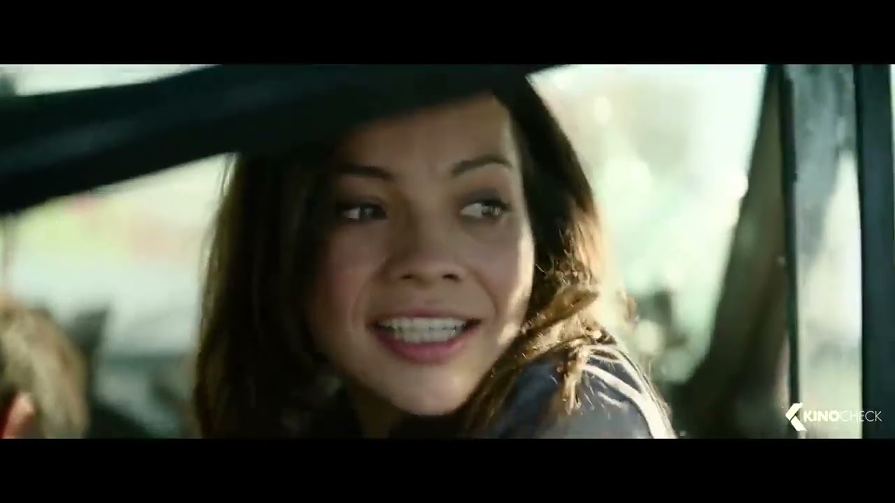 Rev 9 vs Grace Highway Chase Extended Scene   TERMINATOR