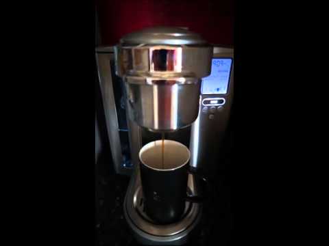 breville-keurig-bkc700xl-coffee-maker-in-action