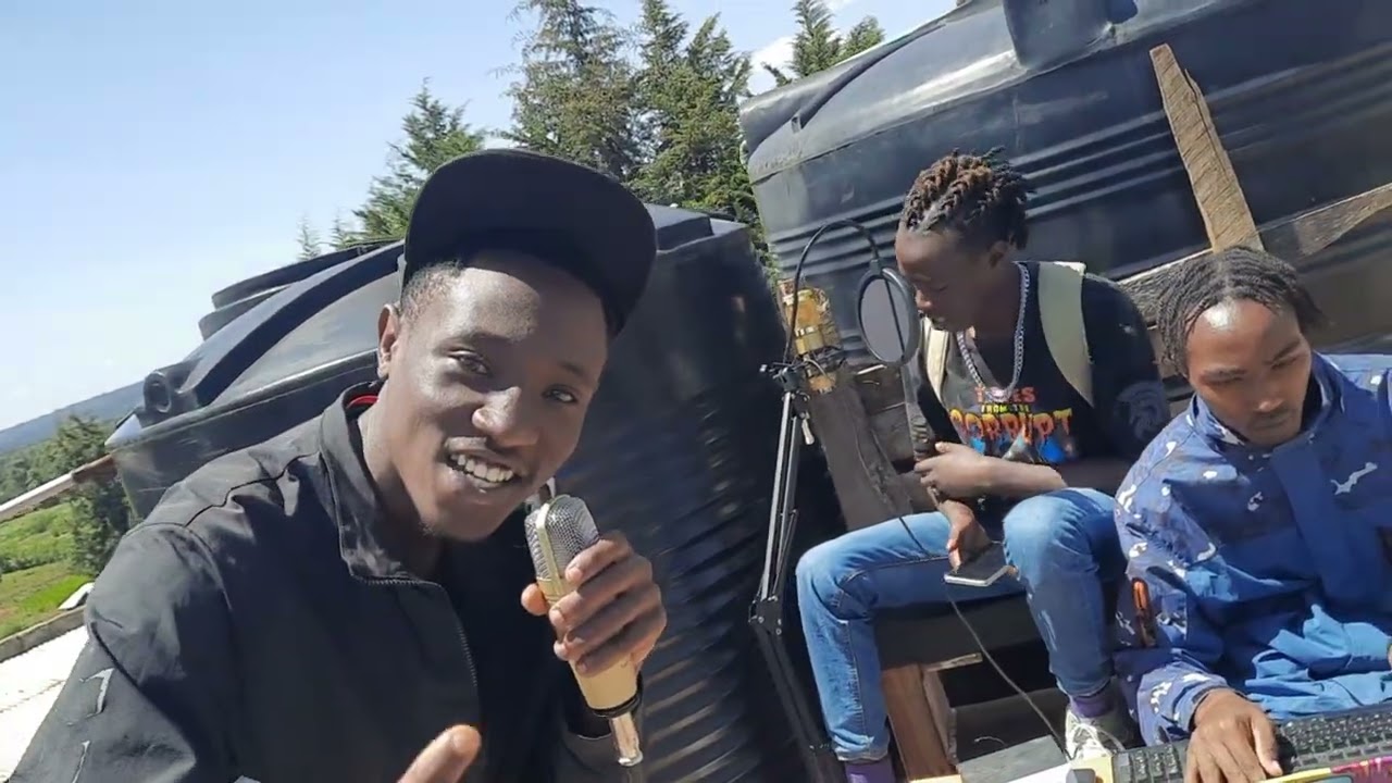 MEZESHA-FARBEEGENG ft THEE C STEAM (OFFICIAL VIDEO)