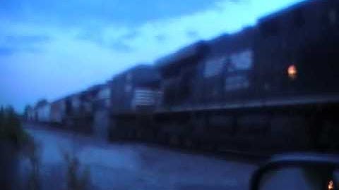 NS 141, ES40dc leading, ags south. 4-25-11