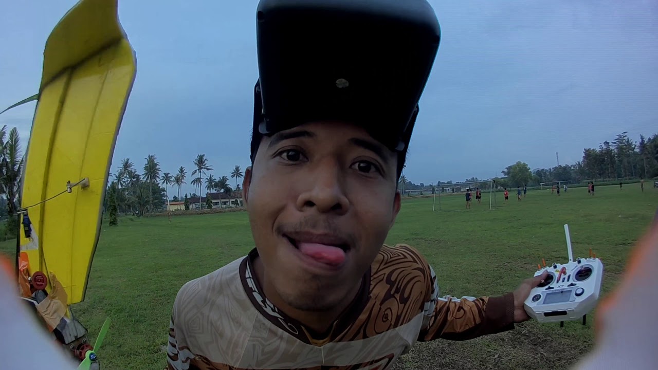 KFM4 maiden flight with runcam split v1