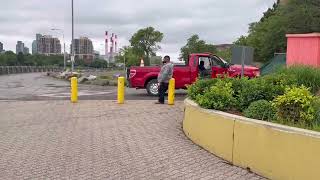 Explore Roosevelt Island: A Scenic Walk from North to South/New York /America tour