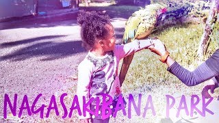 Our daughter held a parrot in Nagasakibana Park!