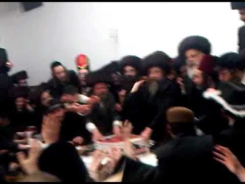 Rachmastrivka Rebbe Throws Apples In Purim Tish 5571 
