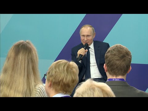 Путин пошутил о знаниях Кудрина в науках