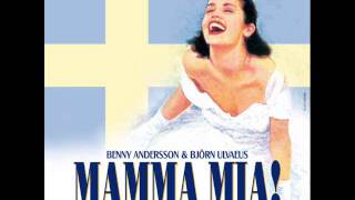 Video thumbnail of "18. Kan man ha en solkatt i en bur - MAMMA MIA! på Svenska"