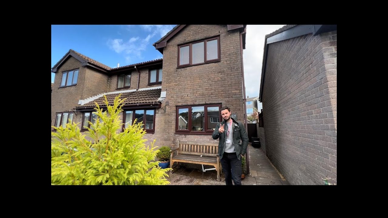 Beautifully Presented Family Home in Maesteg Property of the Week